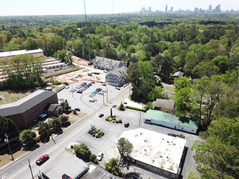 More Photos Of 1610 Lavista Rd NE, Atlanta Freestanding For Lease