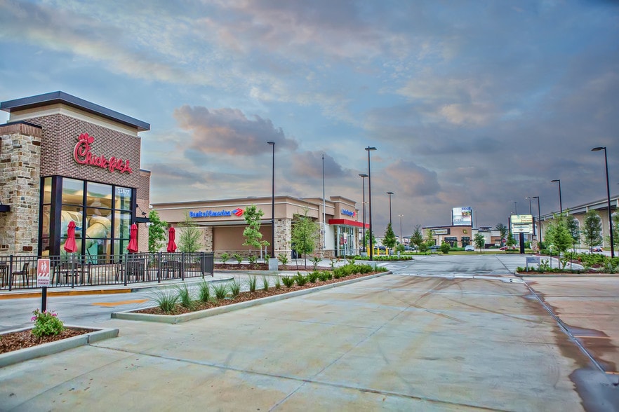 More Photos Of US Hwy 59 & Grand Pky, New Caney Unknown For Lease