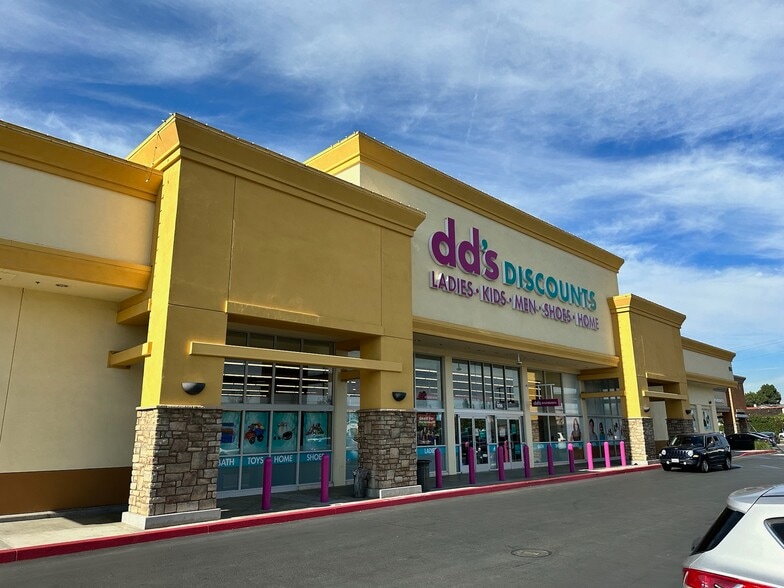 More Photos Of 902-970 Sepulveda Blvd, Harbor City Unknown For Lease