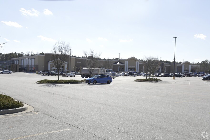 More Photos Of 1326 Bush River Rd, Columbia Freestanding For Lease