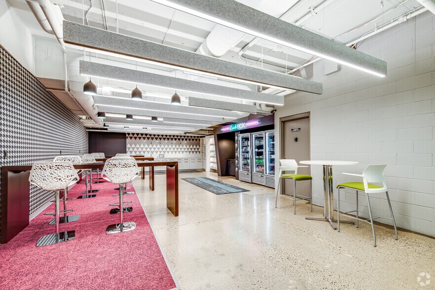 More Photos Of 12900 Whitewater Dr, Minnetonka Unknown For Lease