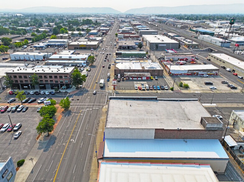 More Photos Of 24 S 1st St, Yakima Freestanding For Sale