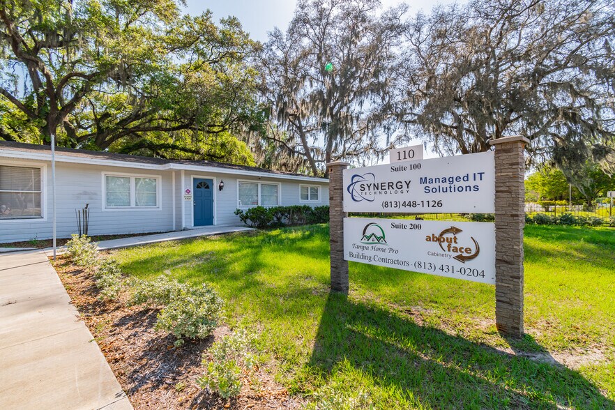 More Photos Of 110 Crenshaw Lake Rd, Lutz Office For Lease