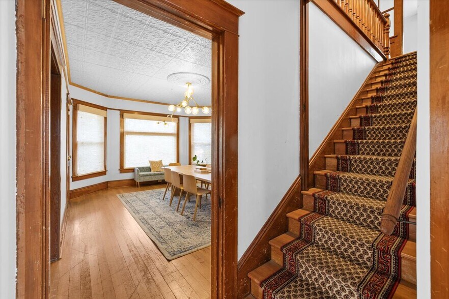More Photos Of 139 SW I St, Grants Pass Specialty For Sale