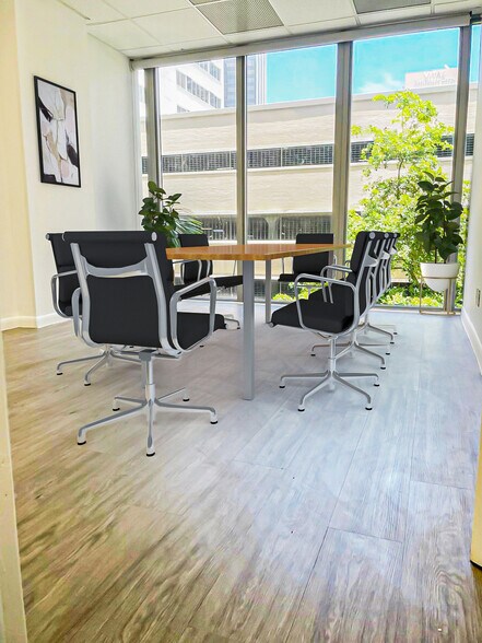 More Photos Of 150 SE 2nd Ave, Miami Coworking Space