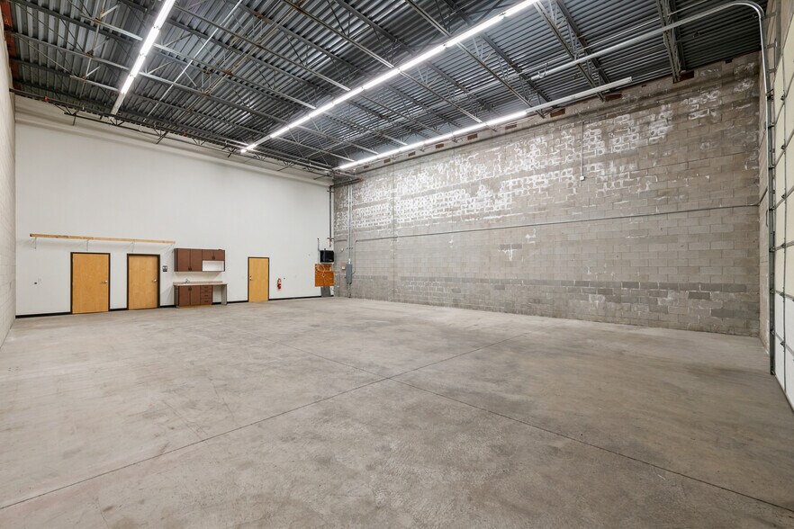 More Photos Of 1770 W Sequoia Vista Cir, Salt Lake City Light Manufacturing For Lease