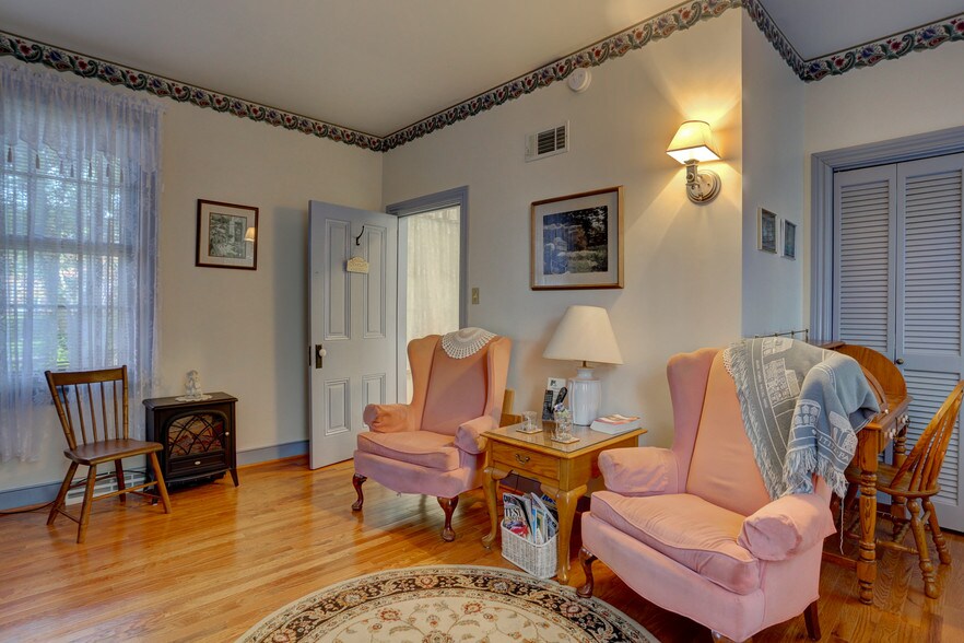 More Photos Of 62 E Main St, Lititz Hospitality For Sale