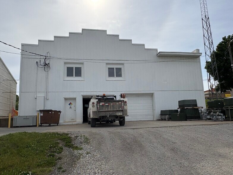 More Photos Of 415 Broad Ave, Stanton Industrial For Sale