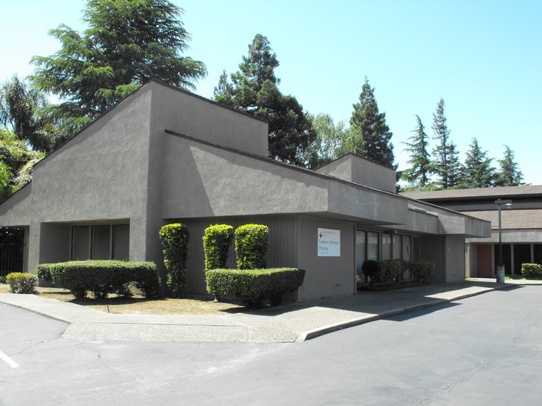 More Photos Of 2522 Grand Canal Blvd, Stockton Office For Lease