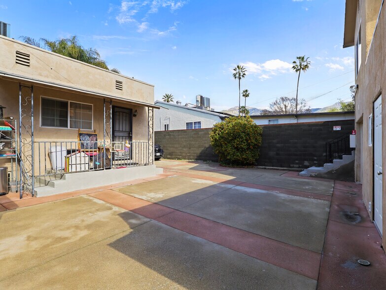 More Photos Of 1168 Justin Ave, Glendale Apartments For Sale
