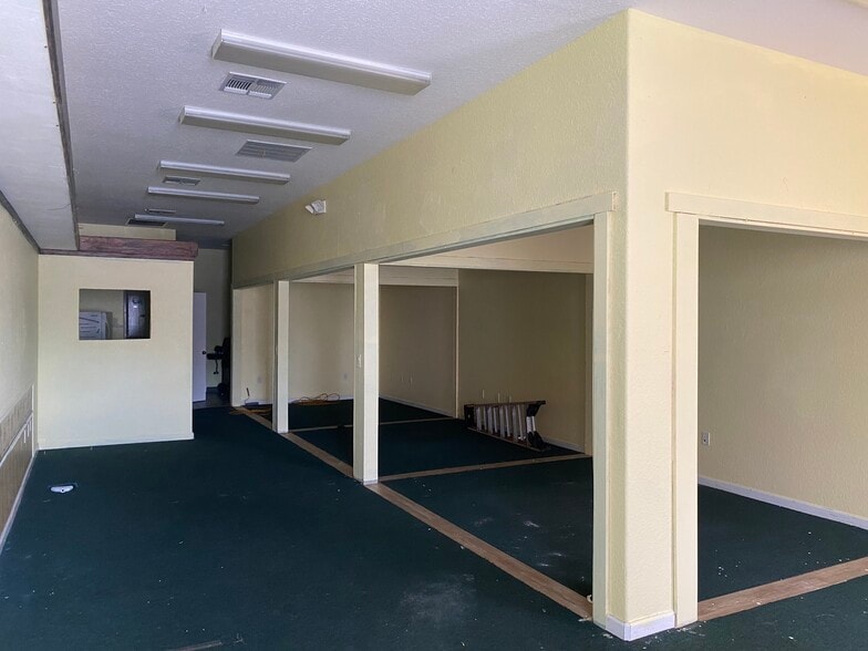 More Photos Of 15437 S US Highway 441, Summerfield Medical For Lease