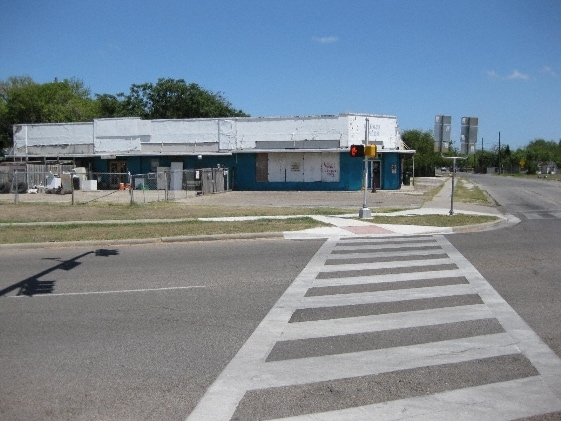 More Photos Of 1402 19th, Corpus Christi Freestanding For Sale