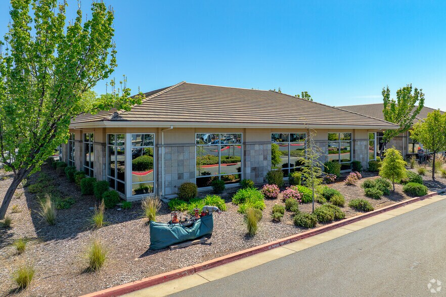 More Photos Of 1416 Blue Oaks Blvd, Roseville Office For Sale