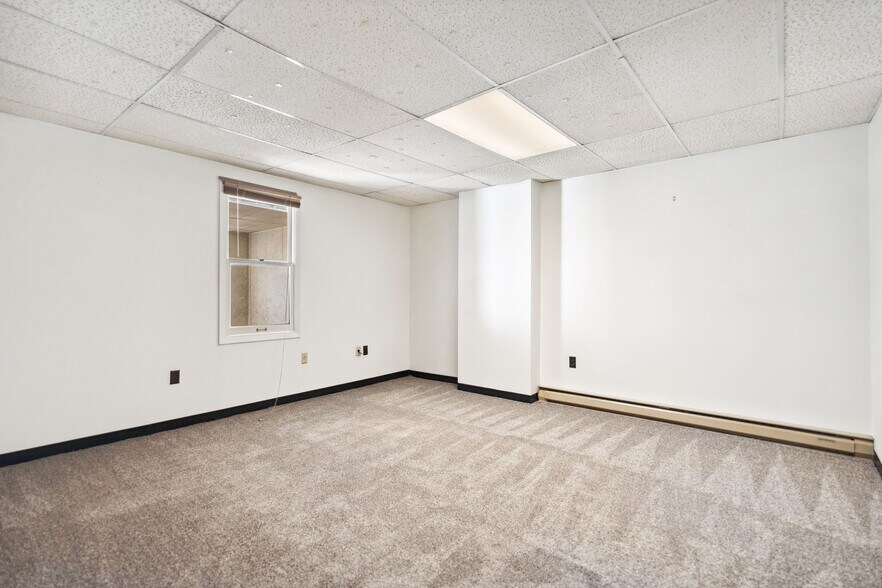 More Photos Of 314-316 W Main St, Monongahela Storefront Retail Office For Sale