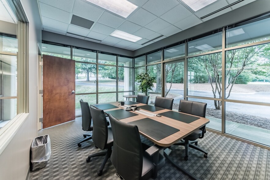 More Photos Of 318 Seaboard Ln, Franklin Unknown For Lease