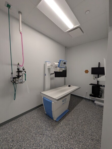 More Photos Of 16719 Balance Cv, Land O' Lakes Office For Sale