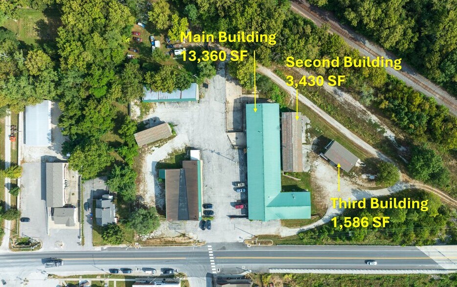 More Photos Of 408 W Main St, Greenwood General Retail For Sale