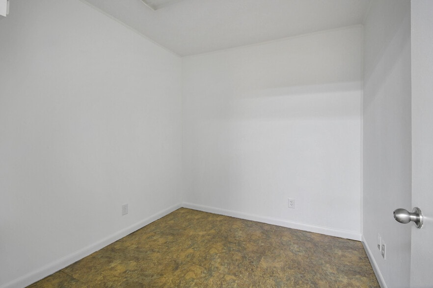 More Photos Of 1873 Everlee Rd, Jacksonville Industrial For Sale