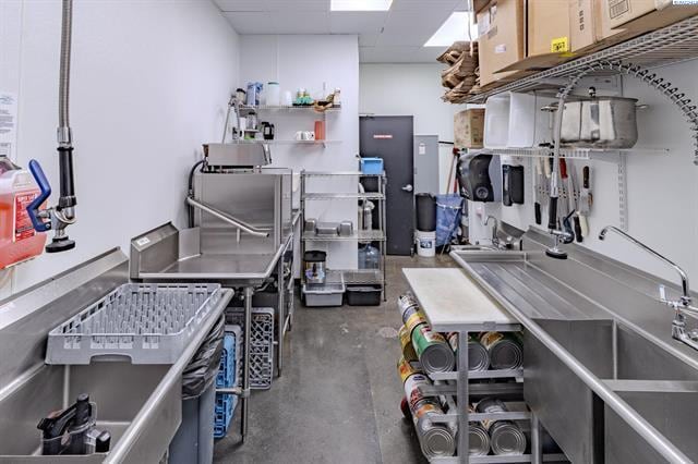 More Photos Of 1080 George Washington Way, Richland Restaurant For Sale