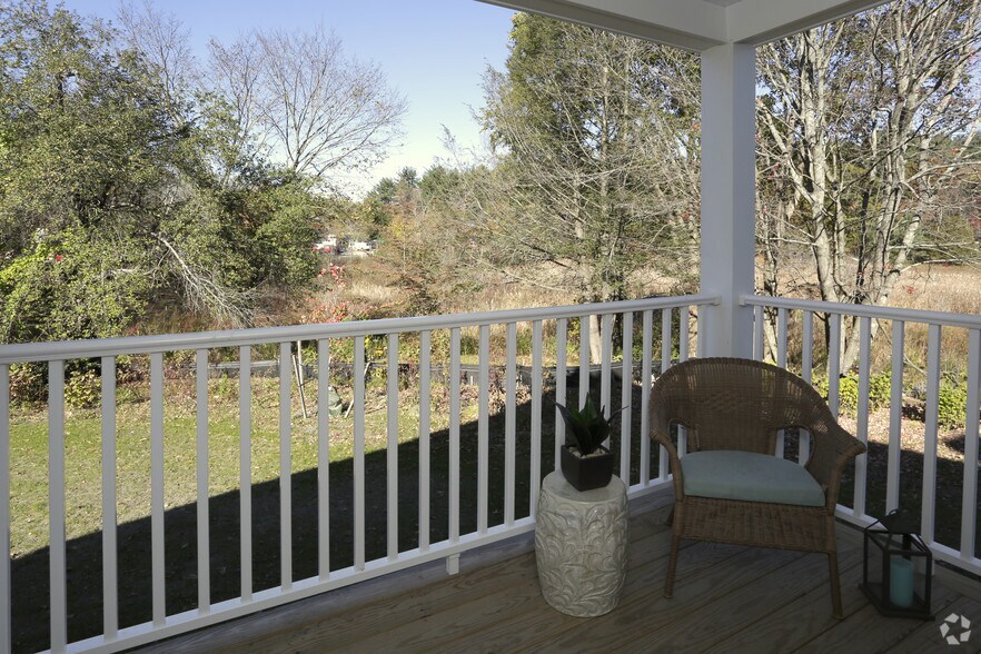 More Photos Of 4 Berry St, North Andover Apartments For Lease