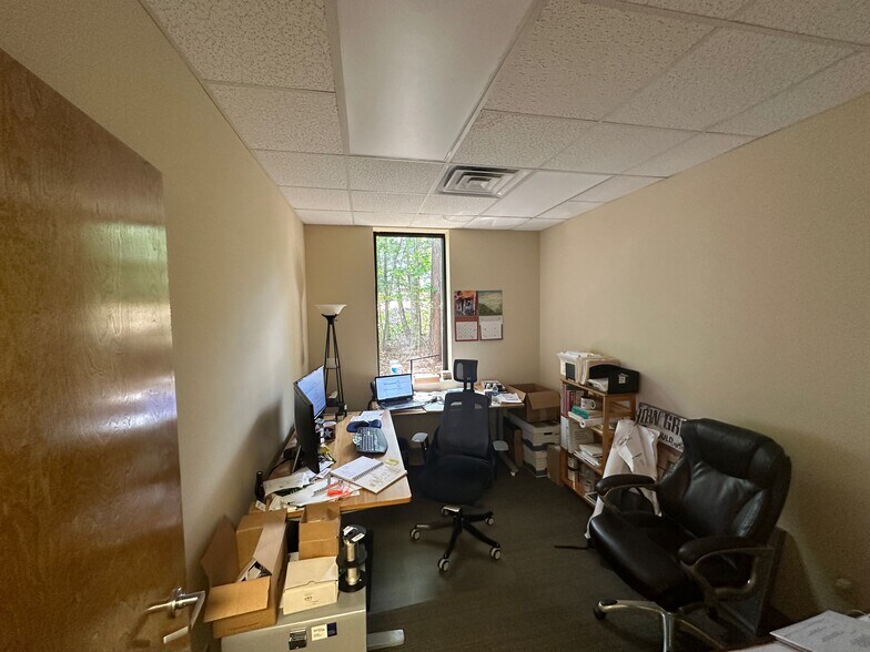 More Photos Of 1070-1078 Classic Rd, Apex Flex For Lease