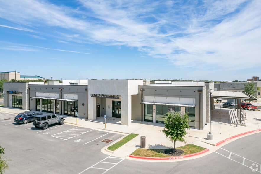 More Photos Of 830-856 Kohler's Crossing, Kyle Unknown For Lease