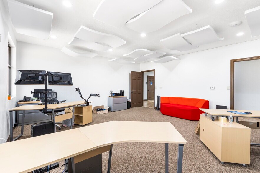 More Photos Of 4136 South Scenic, Springfield Office For Lease