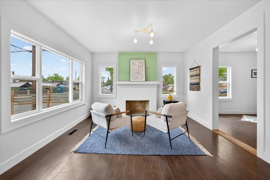 More Photos Of 3327 SE 50th Ave, Portland Office Residential For Sale