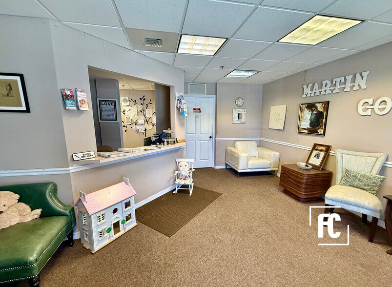 More Photos Of 310 SW Ocean Blvd, Stuart Medical For Sale