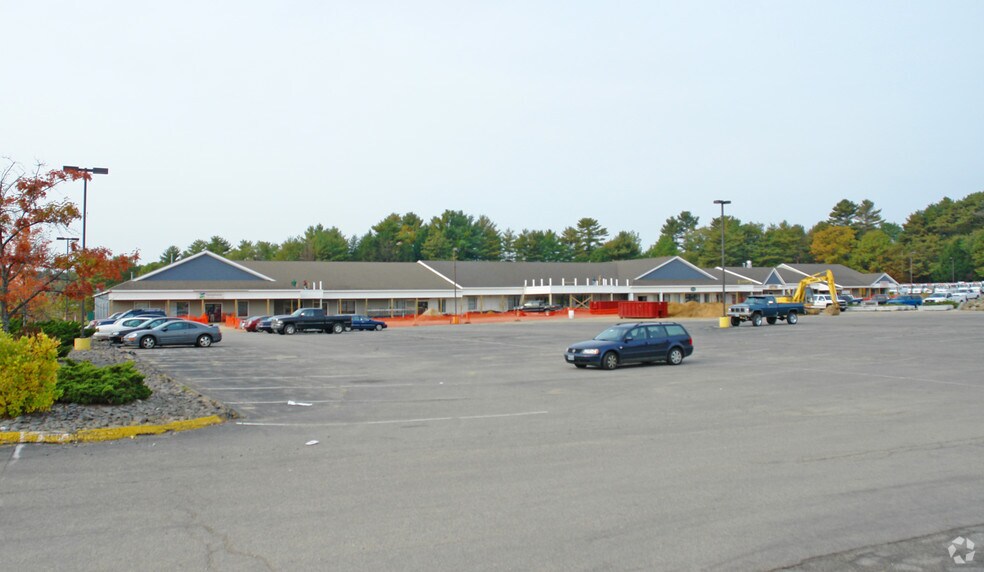 More Photos Of 28 Levesque Dr, Eliot General Retail For Lease