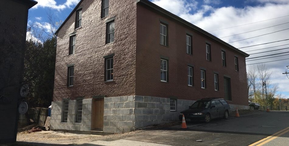 More Photos Of 495 Colchester Ave, Burlington General Retail For Sale