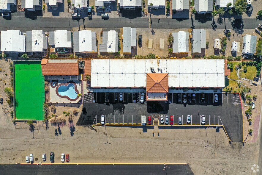 More Photos Of 336 Lee Ave, Bullhead City Hotel For Sale