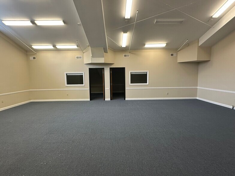 More Photos Of 1500 Garner Rd, Raleigh Office Residential For Lease