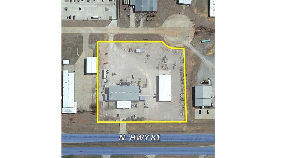 More Photos Of 7118 N Hwy 81, Duncan Unknown For Lease