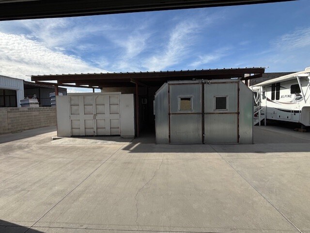 More Photos Of 22039 N 24th Ave, Phoenix Warehouse For Lease