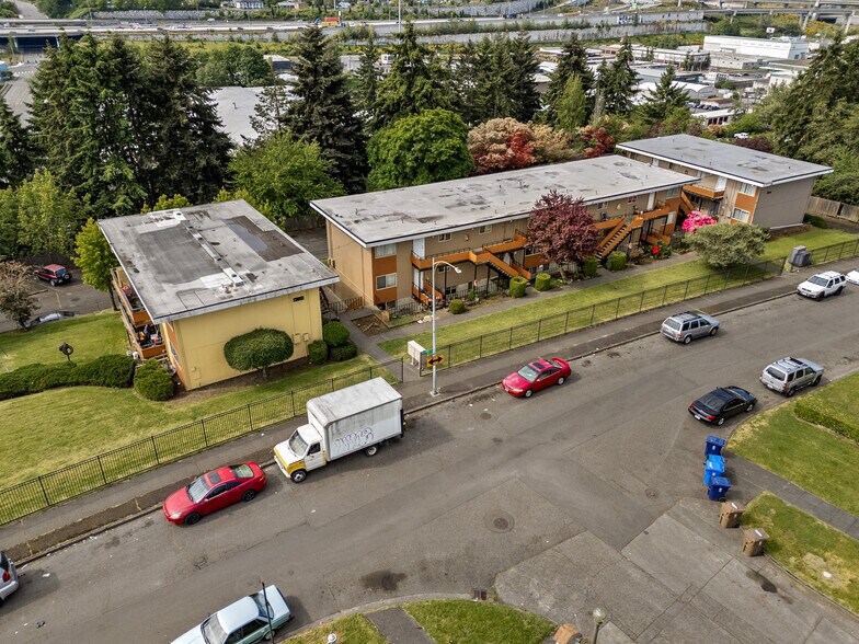 More Photos Of 1208-1316 S 27th St, Tacoma Apartments For Sale