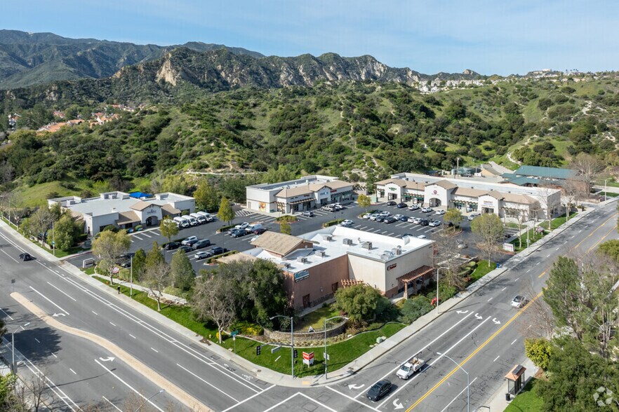 More Photos Of 25810-25860 Hemingway Ave, Valencia Unknown For Lease