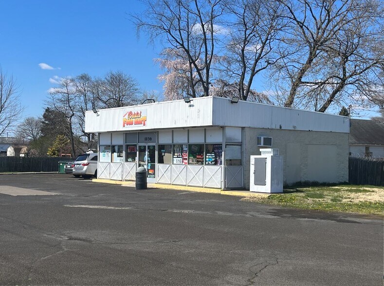 More Photos Of 1839 Bristol Pike, Croydon Convenience Store For Sale