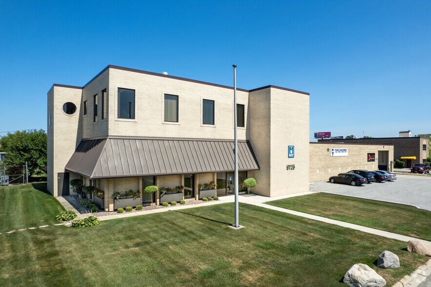 Primary Photo Of 9725 Industrial Dr, Bridgeview Warehouse For Sale