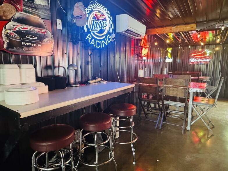 More Photos Of 125 Cypress Rd, Buchanan Restaurant For Sale