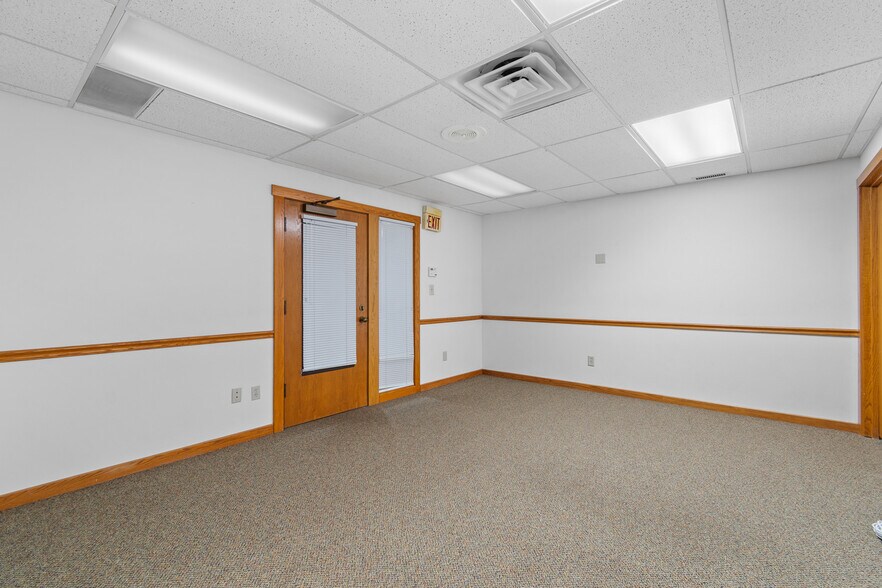 More Photos Of 3520 Snouffer Rd, Columbus Office For Sale