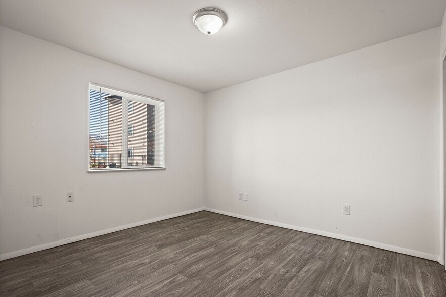 More Photos Of 15 Gentry Way, Reno Apartments For Sale
