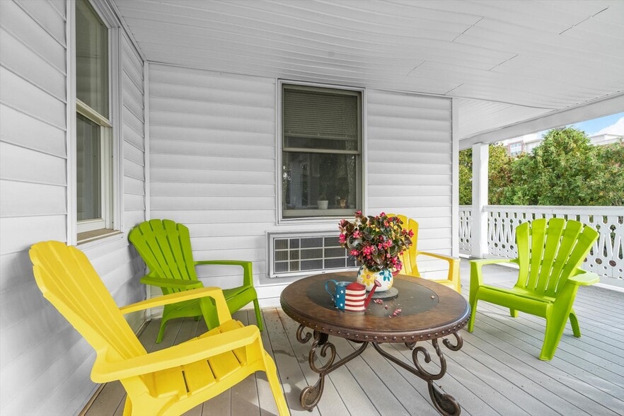 More Photos Of 9351 EAST St, Manassas Apartments For Sale