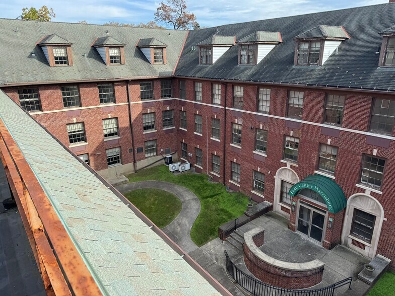 More Photos Of 2601 N 3rd St, Harrisburg Unknown For Lease