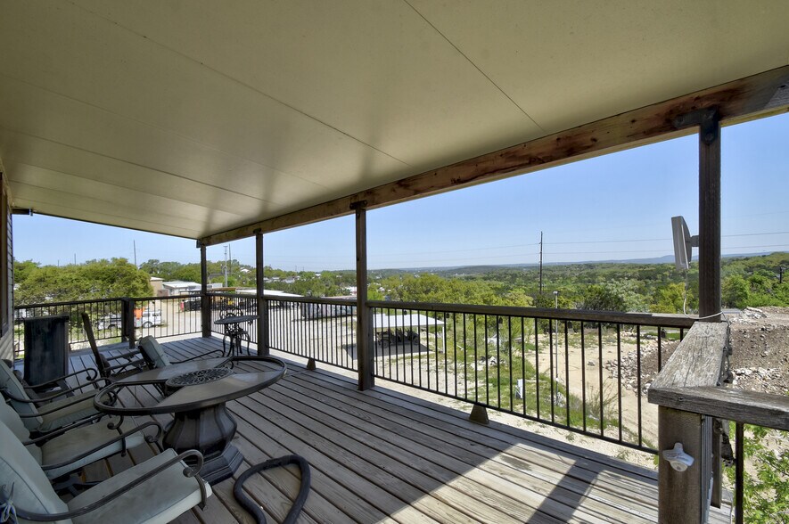 More Photos Of 1340 Hinch Dr, New Braunfels Apartments For Sale