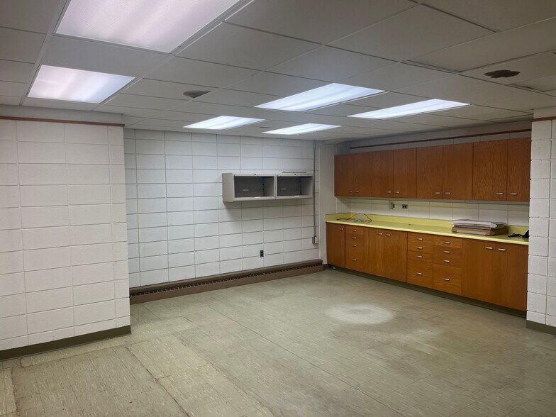 More Photos Of 111 N Main St, Mayville Public Library For Sale