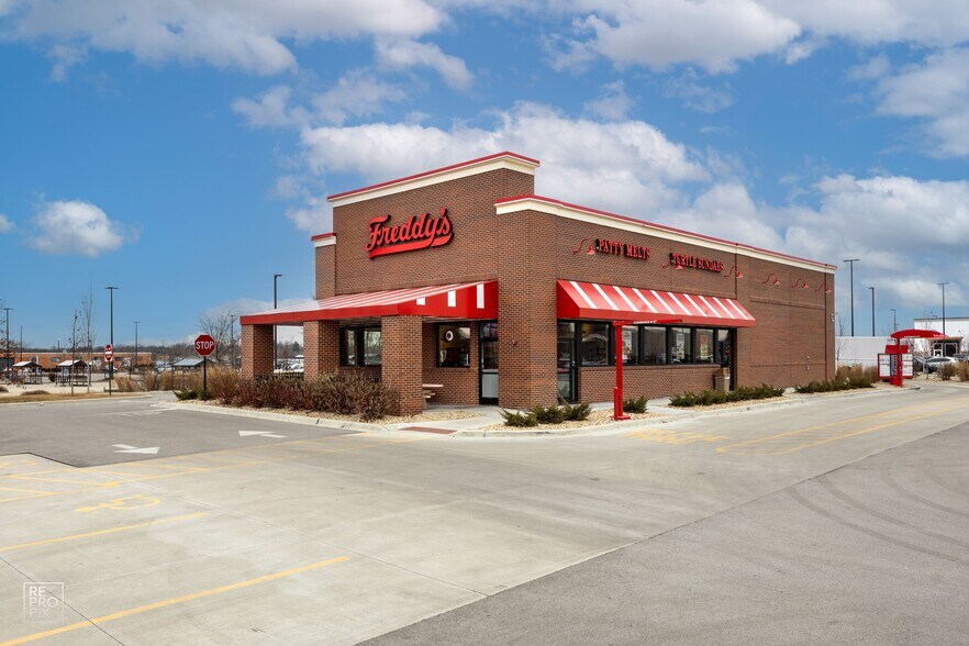 More Photos Of 80 63rd Street, Westmont Fast Food For Sale