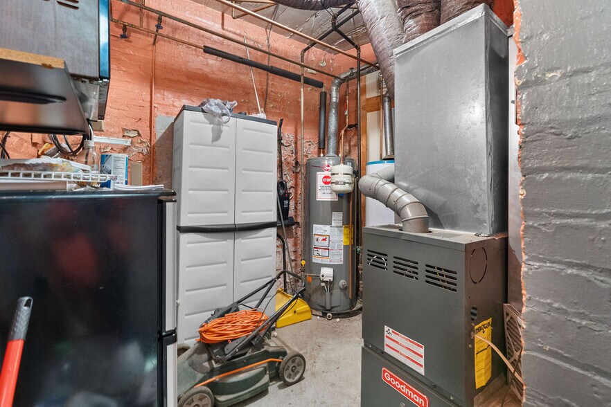 More Photos Of 2206-2208 Naylor Rd SE, Washington Storefront Retail Residential For Sale