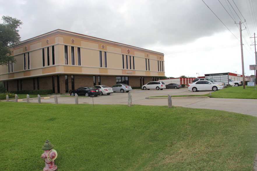 Primary Photo Of 2000 25th Ave N, Texas City Office For Lease