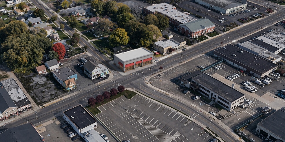 More Photos Of 445 E Main St, Patchogue Freestanding For Sale